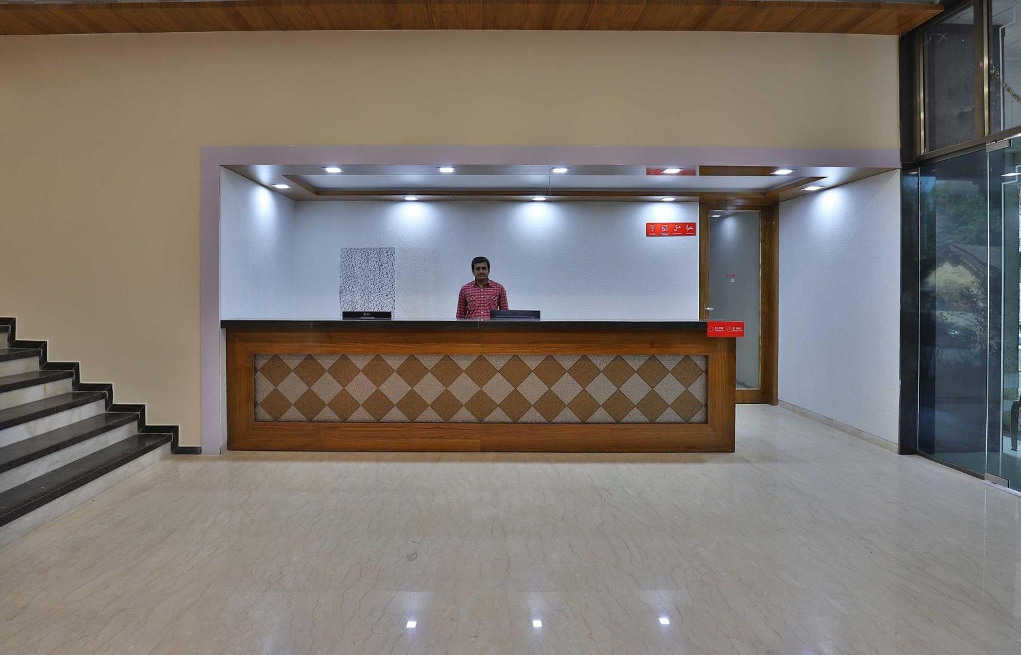 Hotel Collection O Panchsheel Vadodara Exterior foto